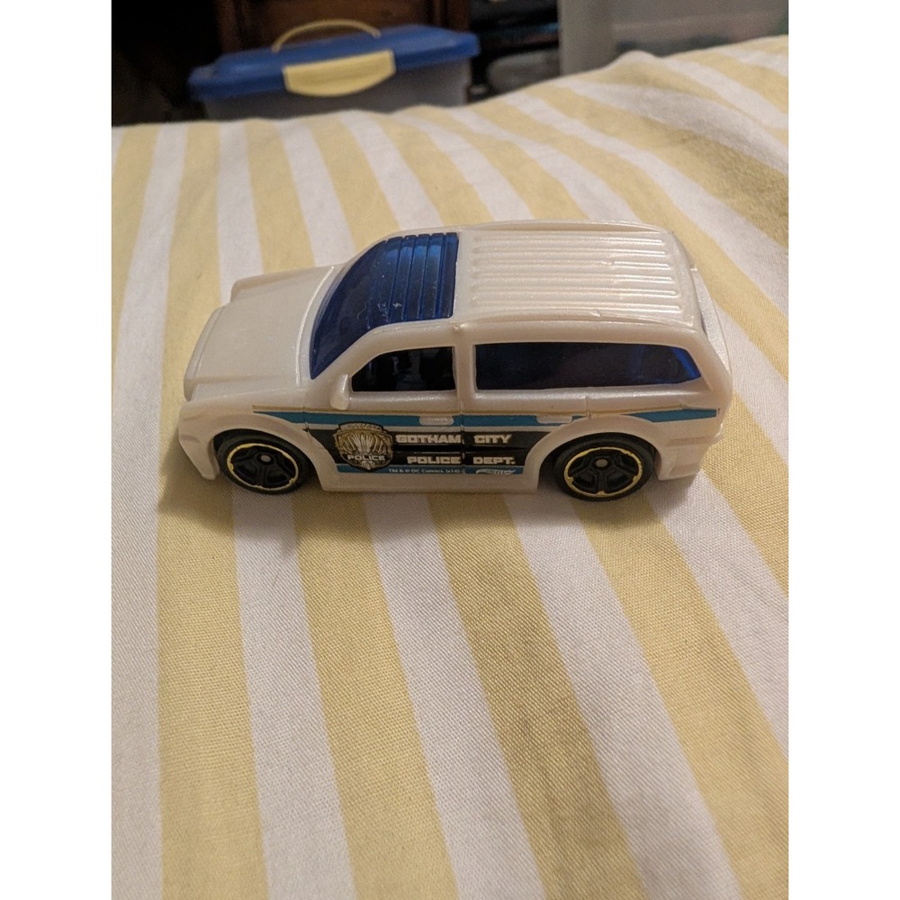 Hot Wheels Boom Box Batman Gotham City White Police Diecast Car 2015 Mattel